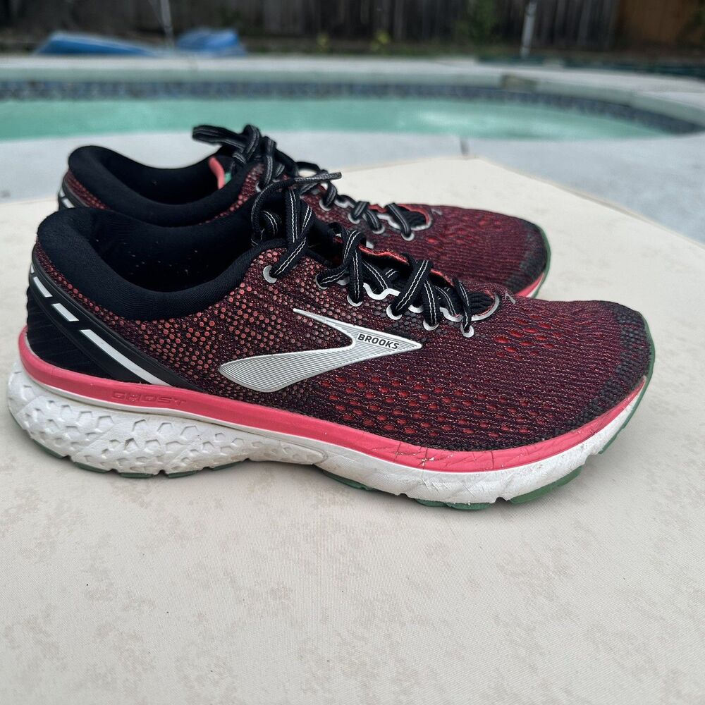 Brooks Ghost 11 Women's Running Shoes Size 9 Pink Black Mesh